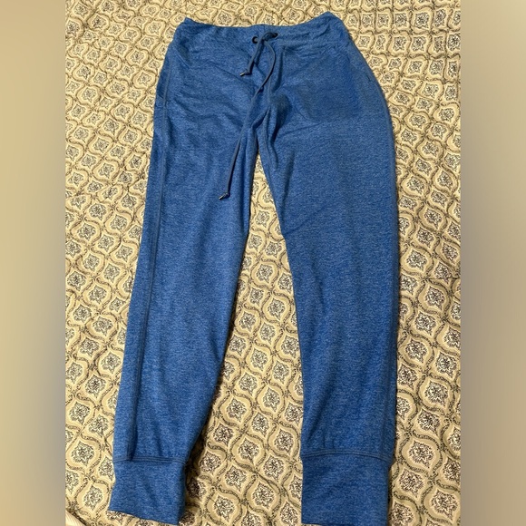 Bundle of 2 Rabbit EZ joggers heathered blue and pink XS NWOT - Picture 1 of 8